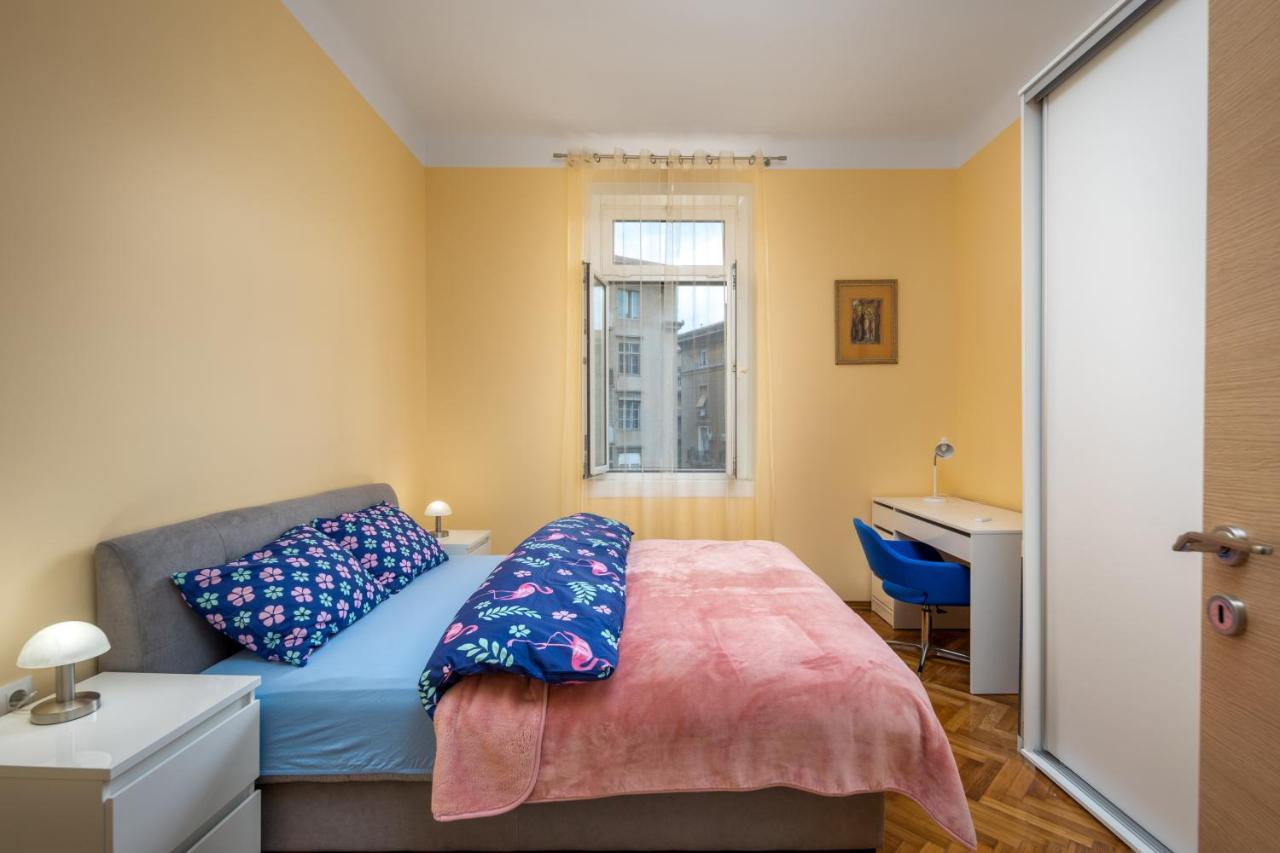 Riviere Luxury Apartment Рийека Екстериор снимка